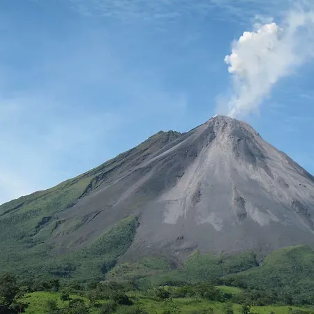Hotel Montana De Fuego Resort And Spa